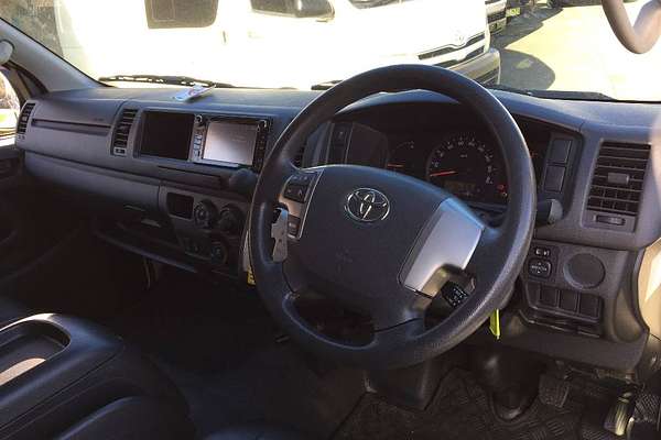 2017 Toyota Hiace COMMUTER TRH223R MY16