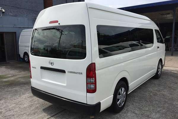2017 Toyota Hiace COMMUTER TRH223R MY16