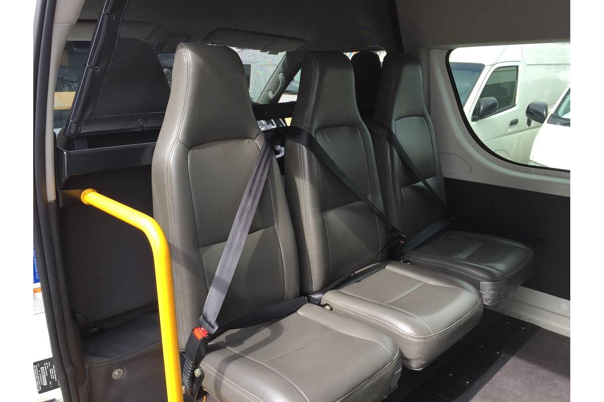 2017 Toyota Hiace COMMUTER TRH223R MY16
