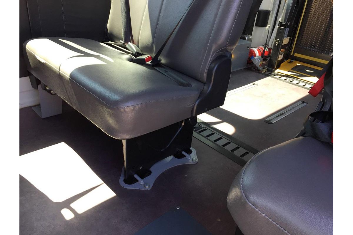 2018 Toyota Hiace COMMUTER TRH223R MY16