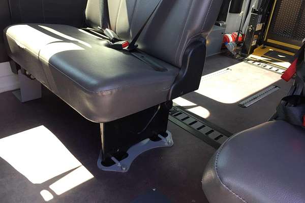 2018 Toyota Hiace COMMUTER TRH223R MY16