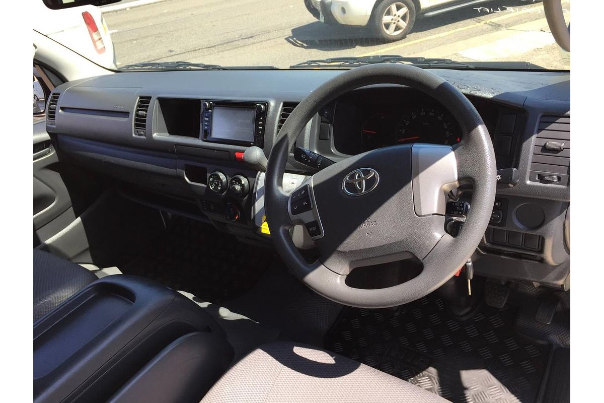 2018 Toyota Hiace COMMUTER TRH223R MY16