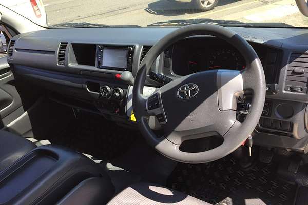 2018 Toyota Hiace COMMUTER TRH223R MY16