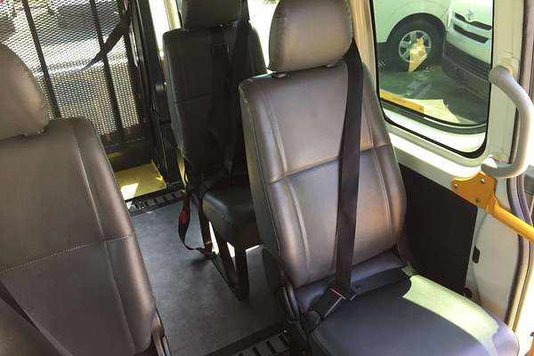 2018 Toyota Hiace COMMUTER TRH223R MY16