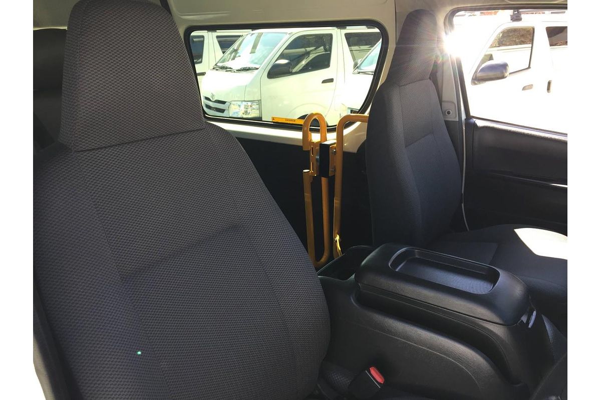 2018 Toyota Hiace COMMUTER TRH223R MY16