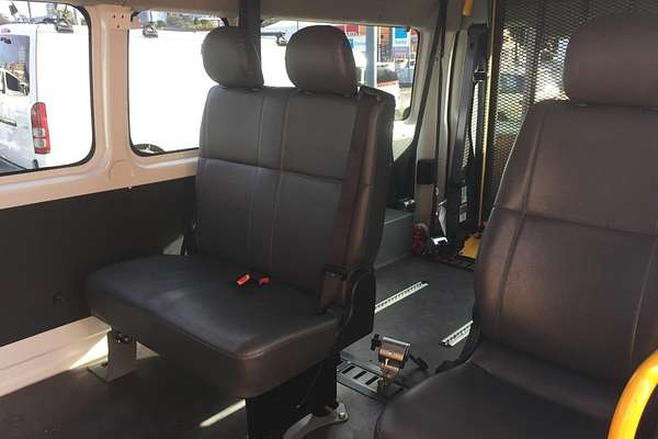2018 Toyota Hiace COMMUTER TRH223R MY16