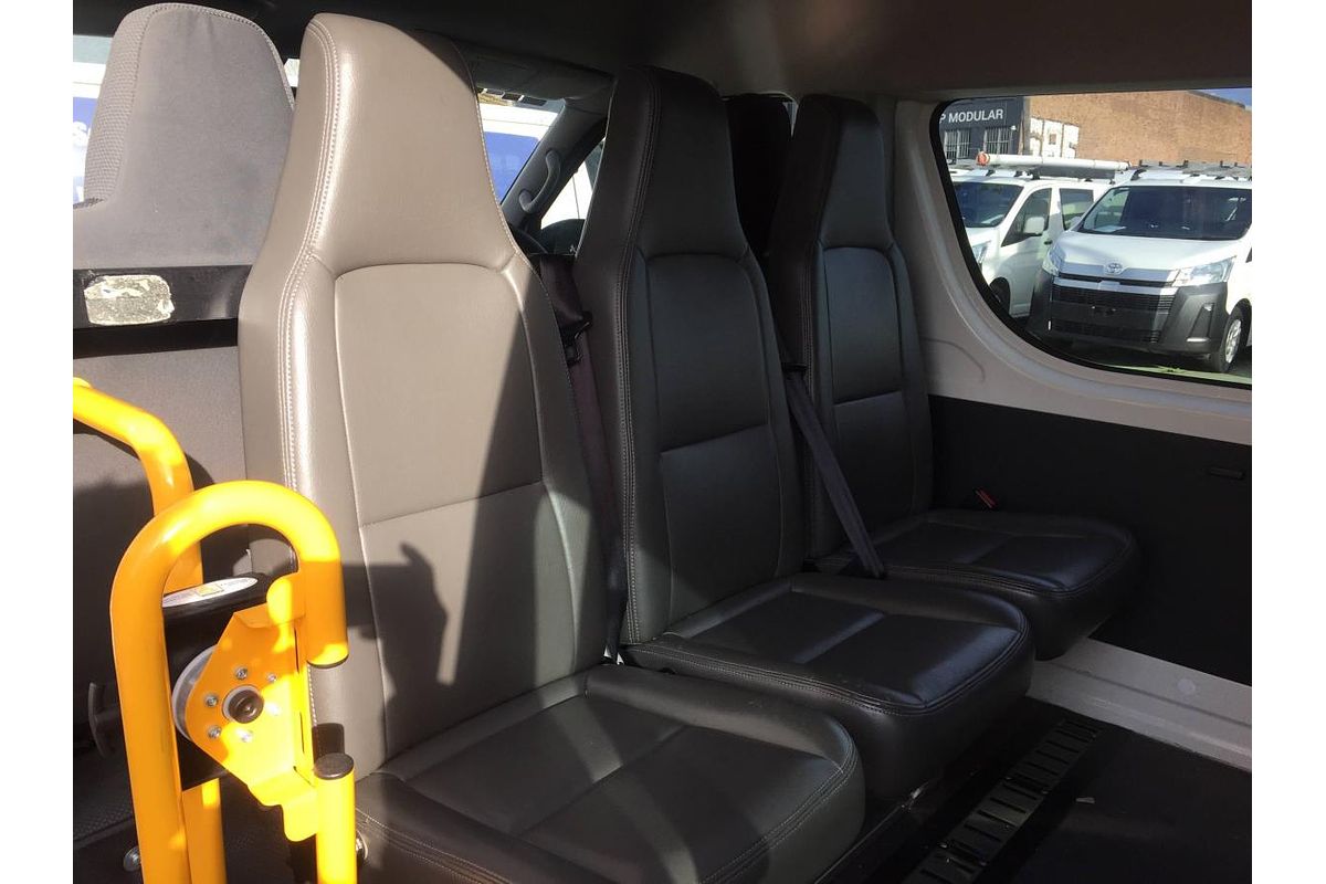 2018 Toyota Hiace COMMUTER TRH223R MY16