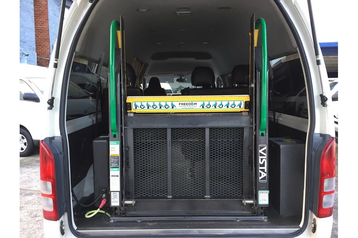 2016 Toyota Hiace COMMUTER TRH223R MY16