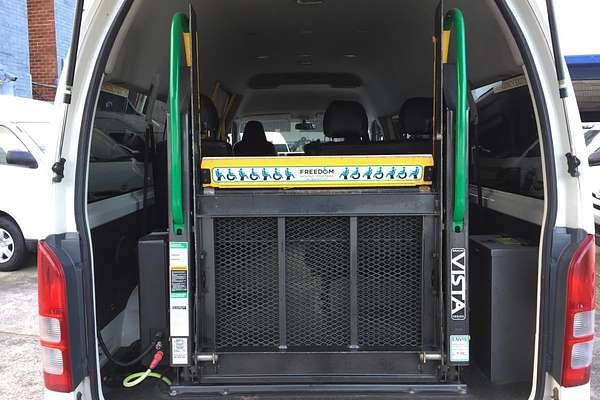 2016 Toyota Hiace COMMUTER TRH223R MY16