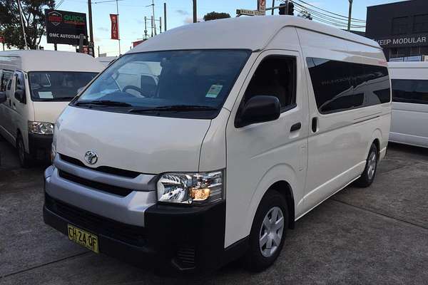 2016 Toyota Hiace COMMUTER TRH223R MY16