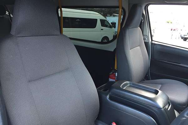 2016 Toyota Hiace COMMUTER TRH223R MY16