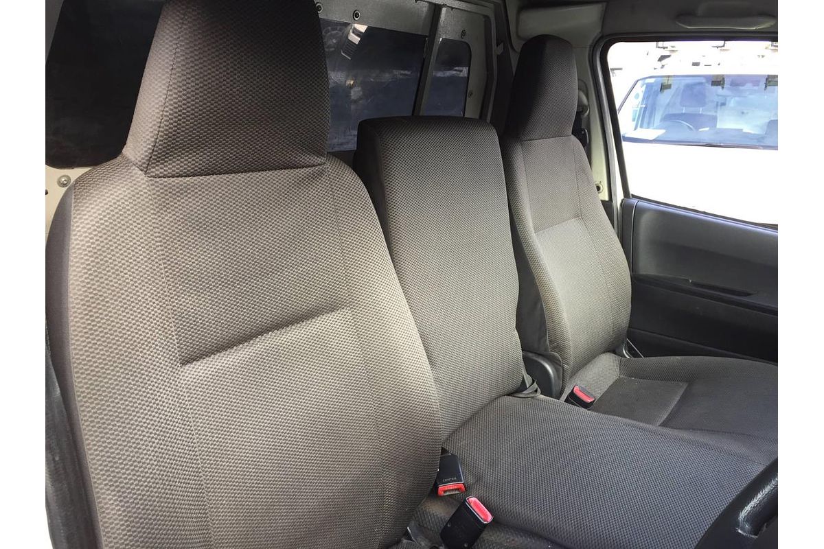 2013 Toyota Hiace LWB KDH201R MY12 UPGRADE