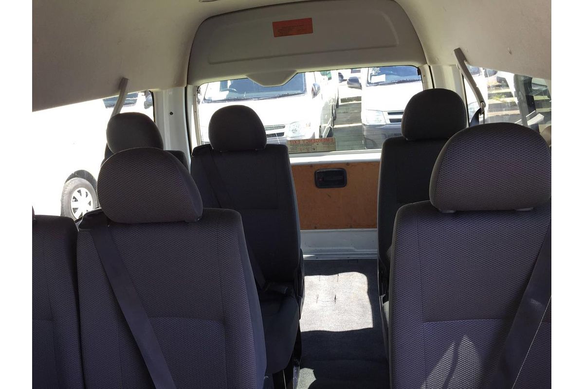 2014 Toyota Hiace COMMUTER TRH223R MY14