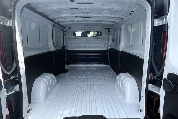 2025 Renault Trafic Pro X82 LWB