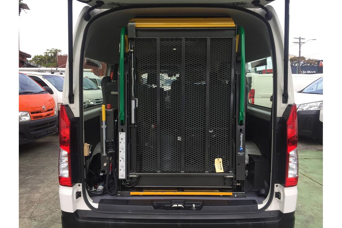 2022 Toyota Hiace Commuter GDH322R