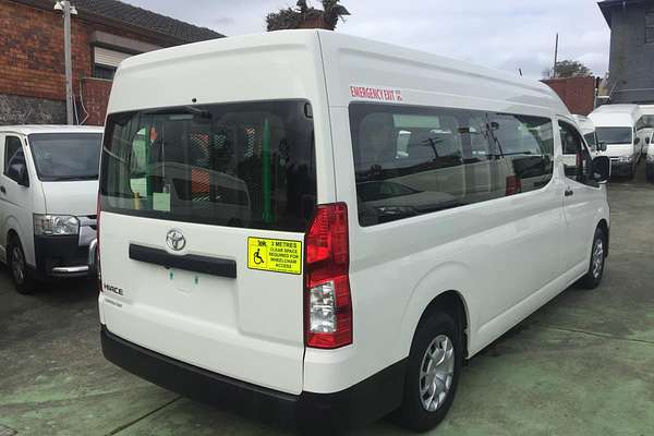2022 Toyota Hiace Commuter GDH322R