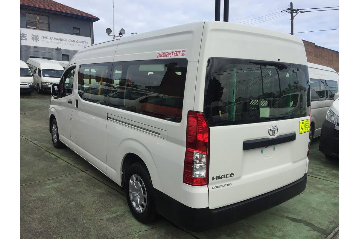 2022 Toyota Hiace Commuter GDH322R