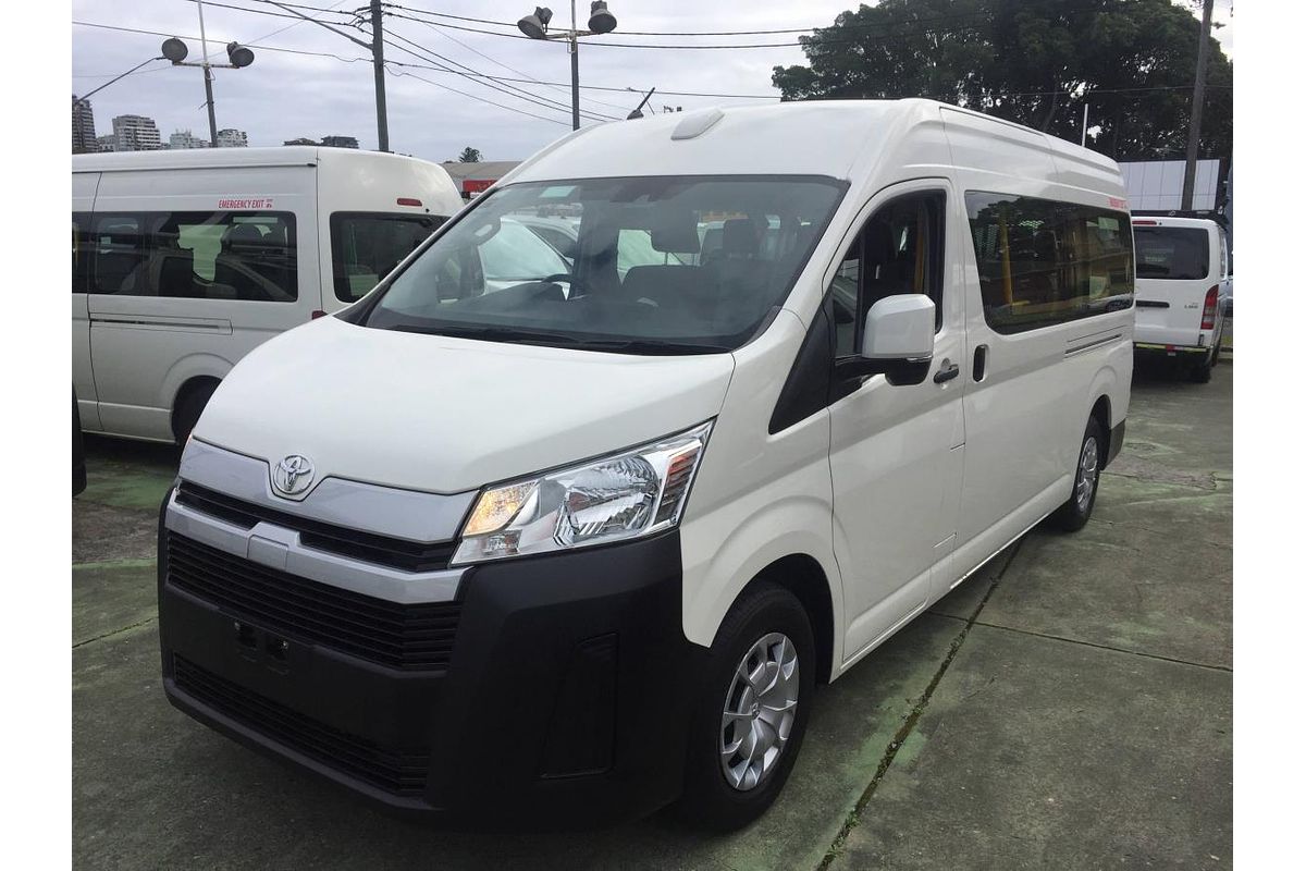 2022 Toyota Hiace Commuter GDH322R