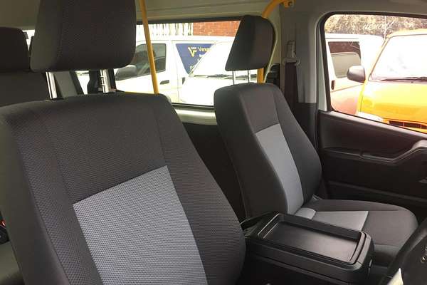 2022 Toyota Hiace Commuter GDH322R