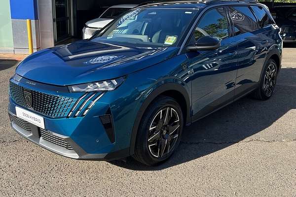 2025 Peugeot 5008 GT Premium e-DCS Hybrid P74 MY25