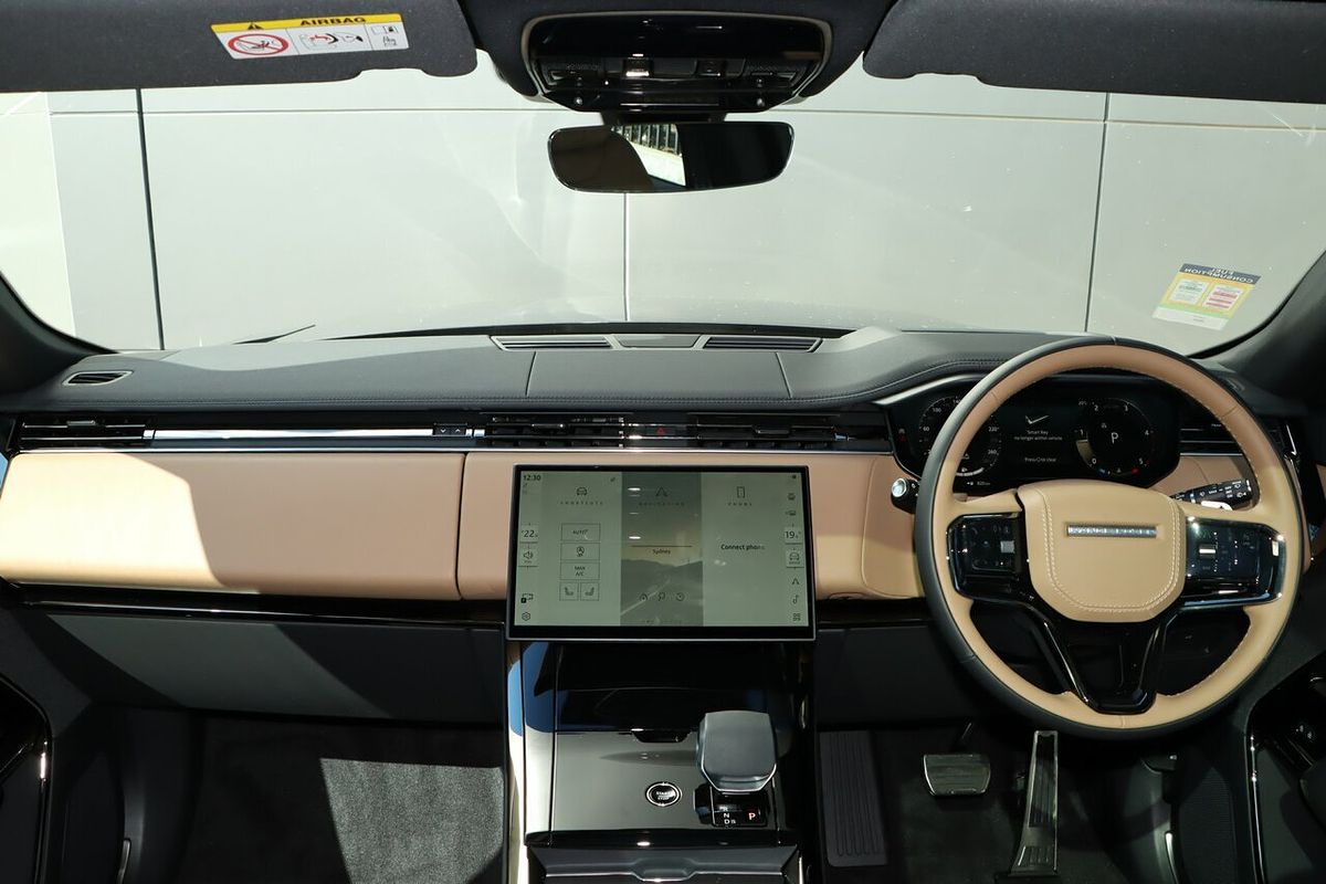 2025 Land Rover Range Rover Sport D300 Dynamic SE L461