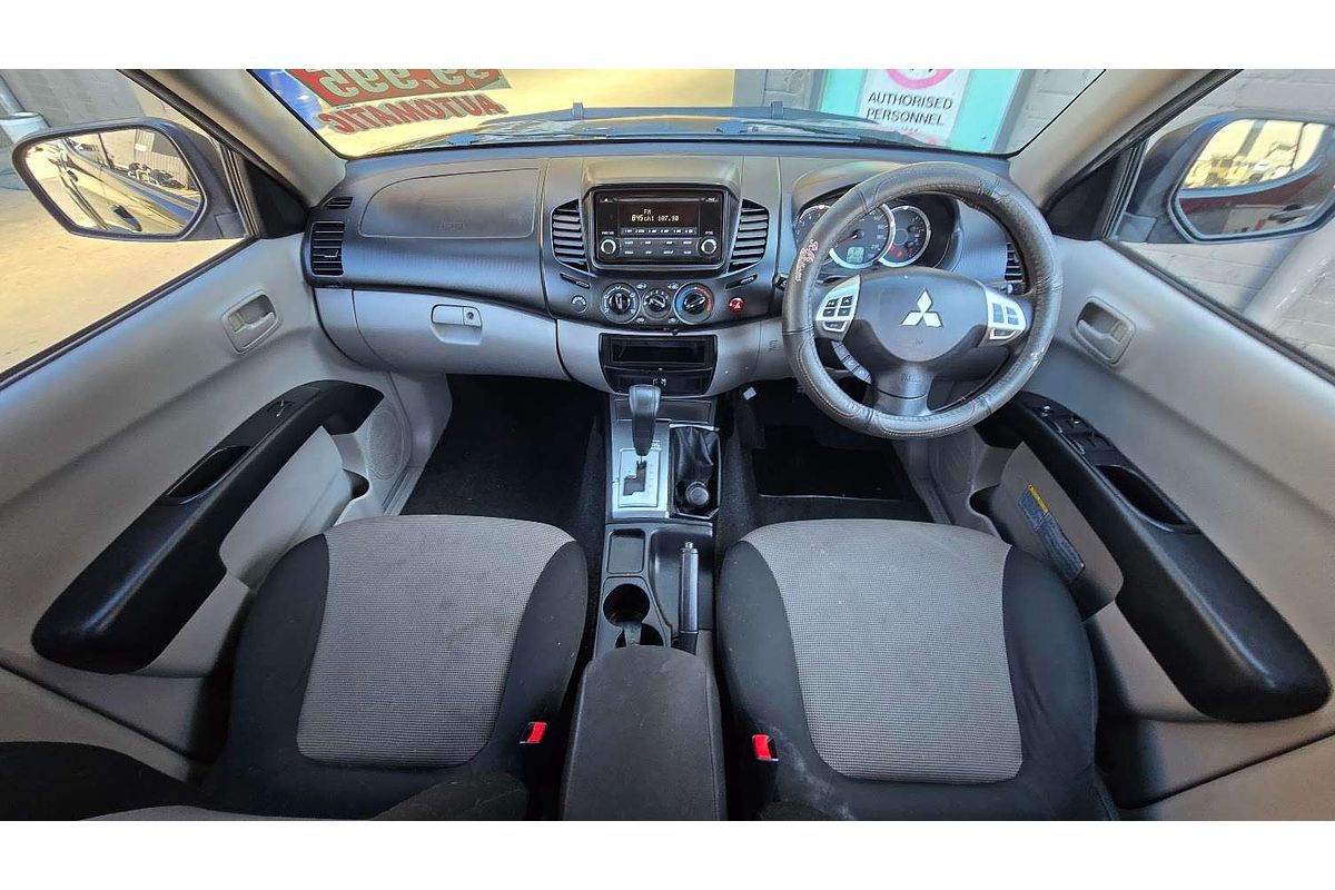 2014 Mitsubishi Triton GLX (4x4) MN MY14 UPDATE 4X4