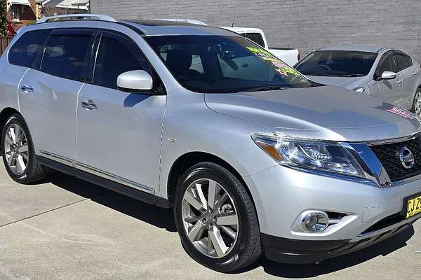 2016 Nissan Pathfinder Ti R52
