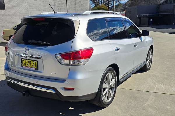 2016 Nissan Pathfinder Ti R52