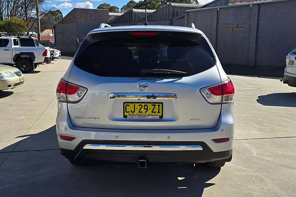 2016 Nissan Pathfinder Ti R52