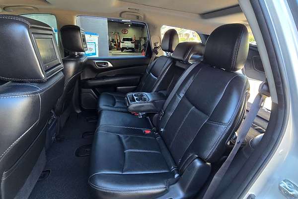 2016 Nissan Pathfinder Ti R52