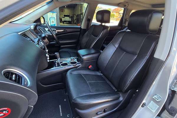 2016 Nissan Pathfinder Ti R52