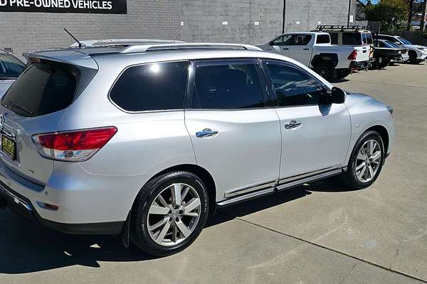2016 Nissan Pathfinder Ti R52