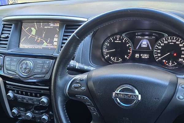 2016 Nissan Pathfinder Ti R52