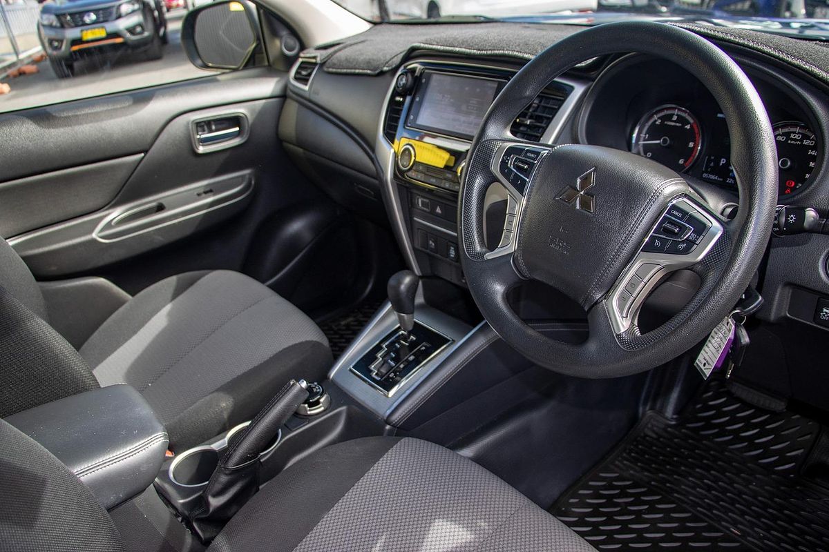 2022 Mitsubishi Triton GLX+ MR 4X4