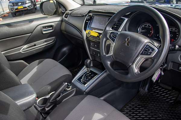 2022 Mitsubishi Triton GLX+ MR 4X4