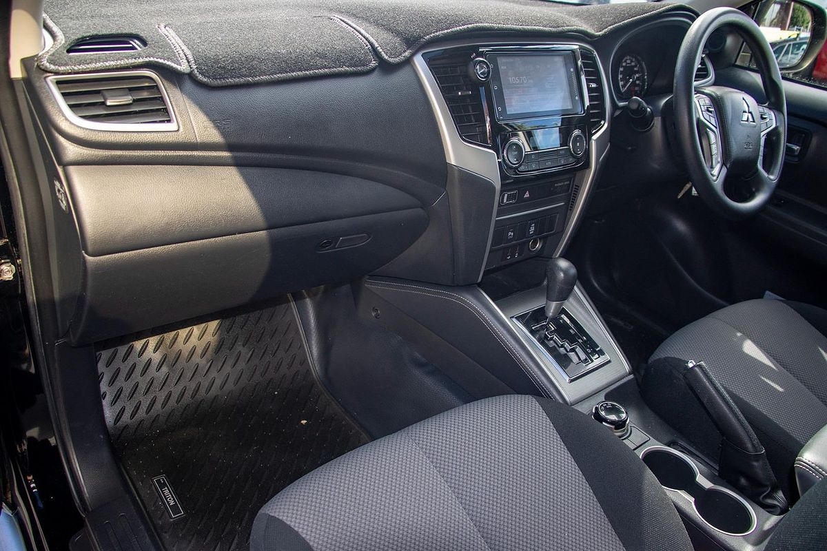 2022 Mitsubishi Triton GLX+ MR 4X4