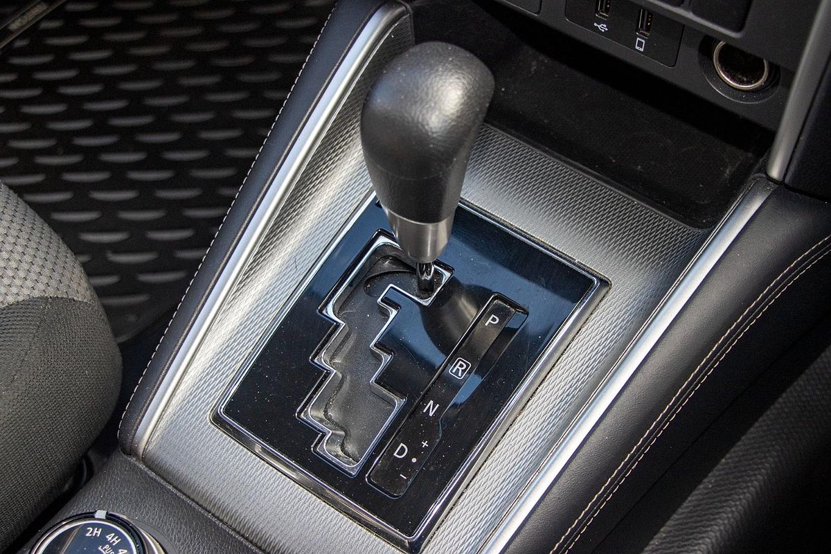 2022 Mitsubishi Triton GLX+ MR 4X4