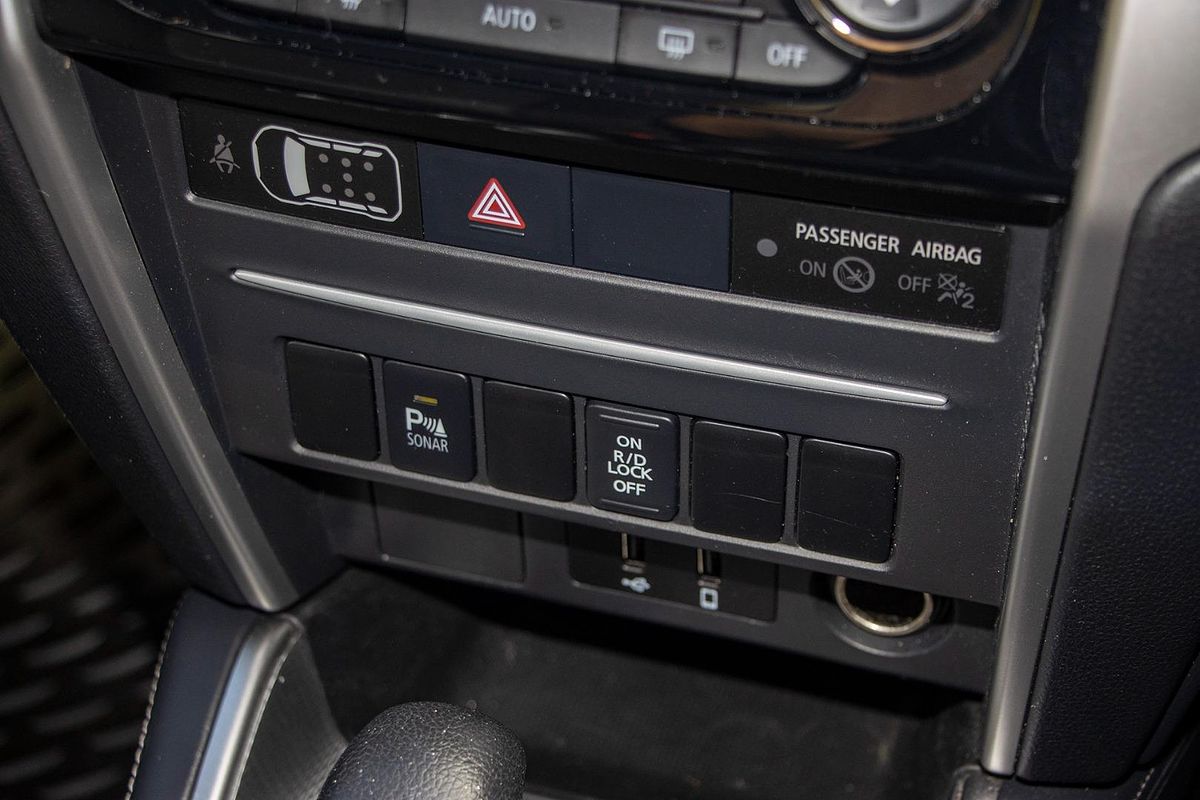 2022 Mitsubishi Triton GLX+ MR 4X4