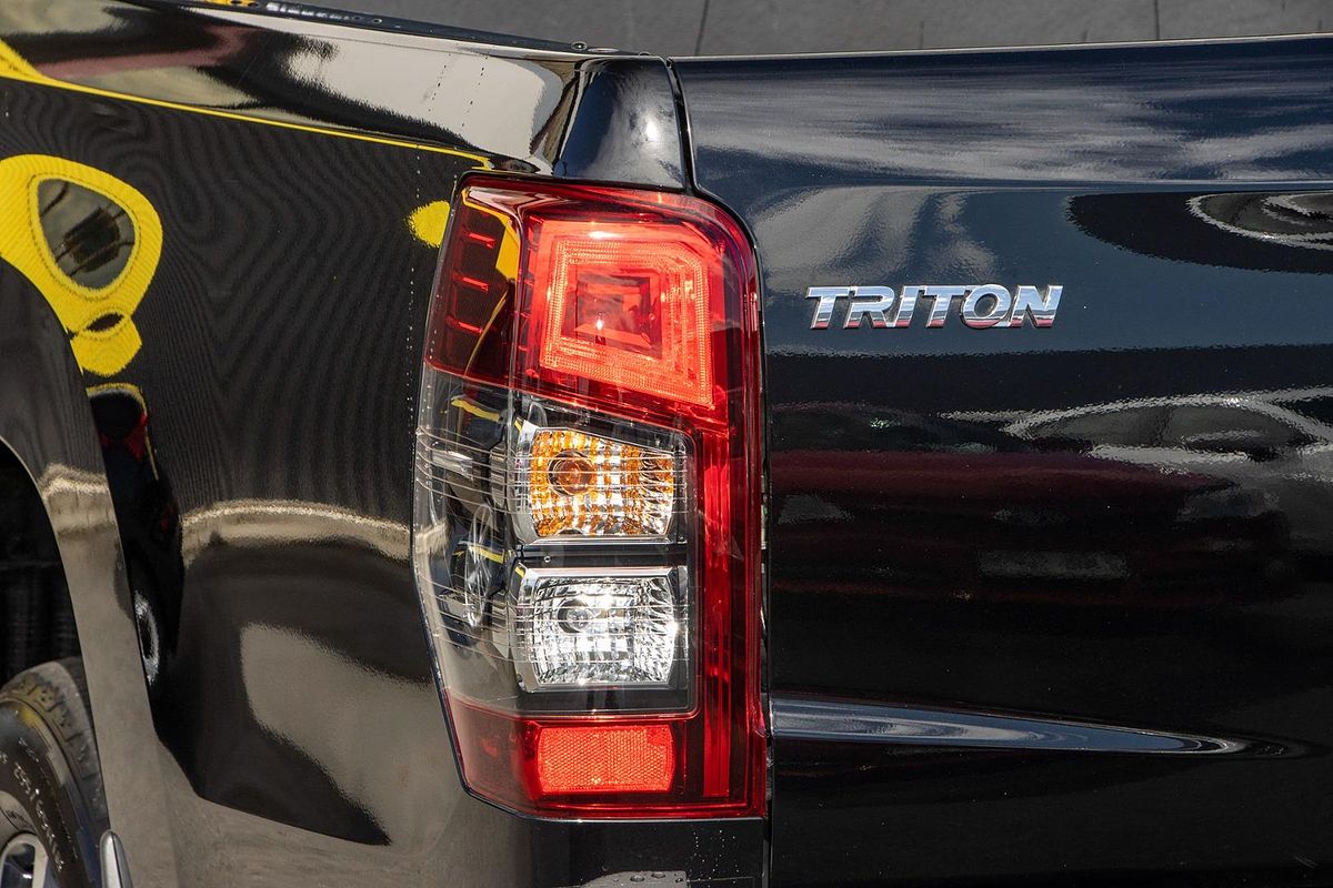 2022 Mitsubishi Triton GLX+ MR 4X4