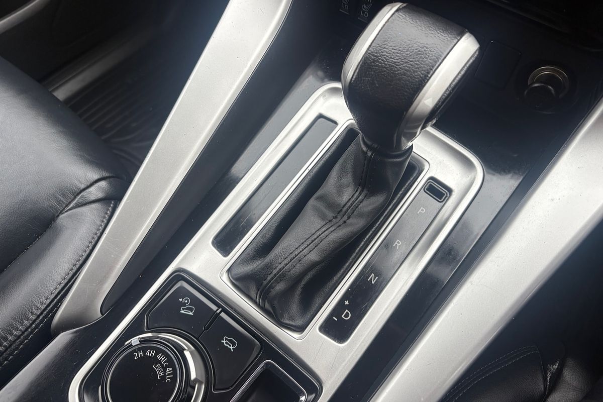 2016 Mitsubishi Pajero Sport Exceed QE