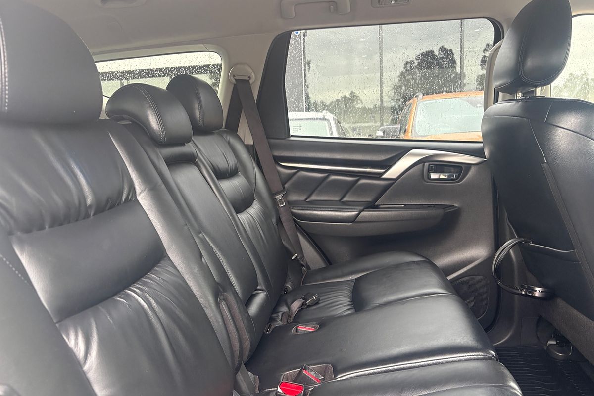 2016 Mitsubishi Pajero Sport Exceed QE