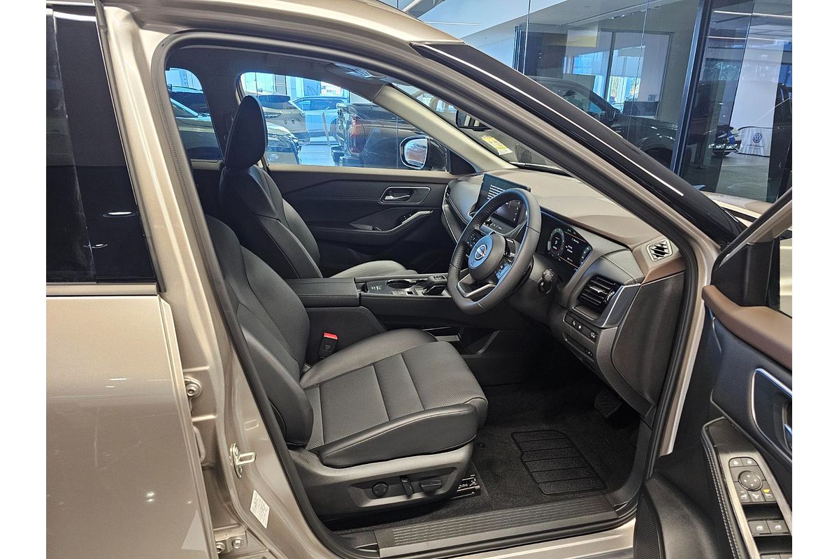 2025 Nissan X-TRAIL N-TREK T33