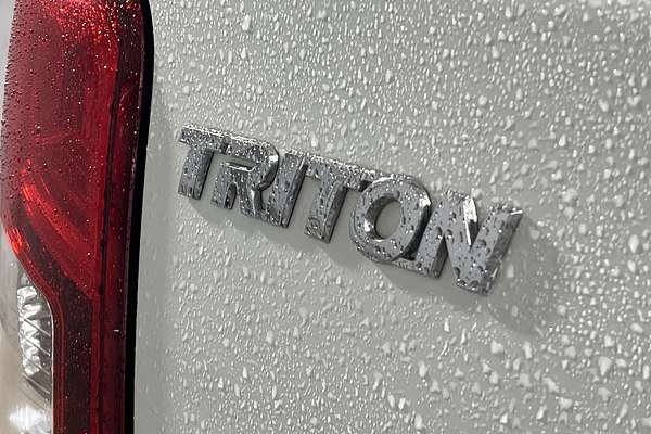 2019 Mitsubishi Triton GLX+ MR 4X4