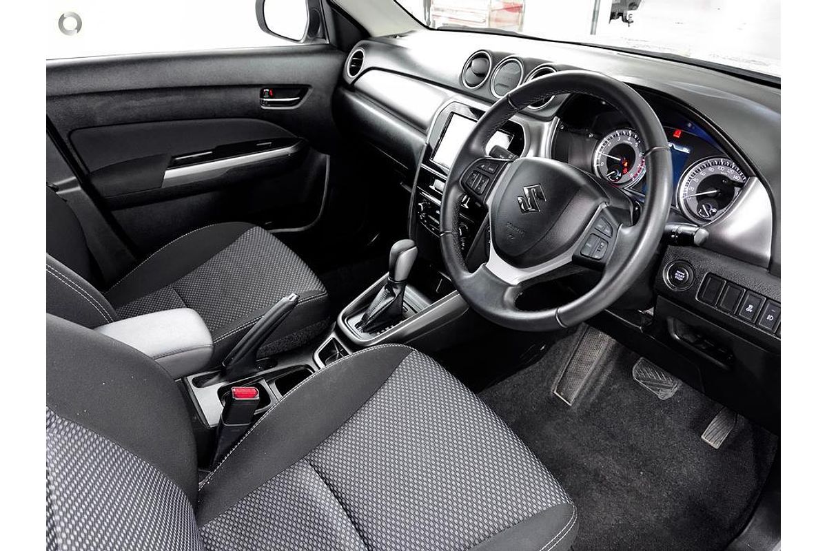2024 Suzuki Vitara LY Series II