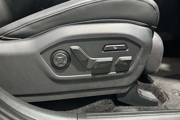 2024 Hyundai Santa Fe Hybrid Calligraphy MX5.V1