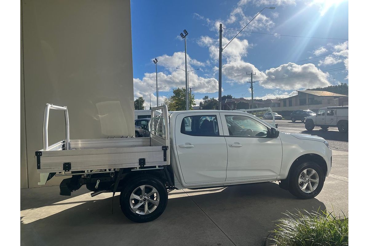 2025 Isuzu D-MAX LS-M 4X4