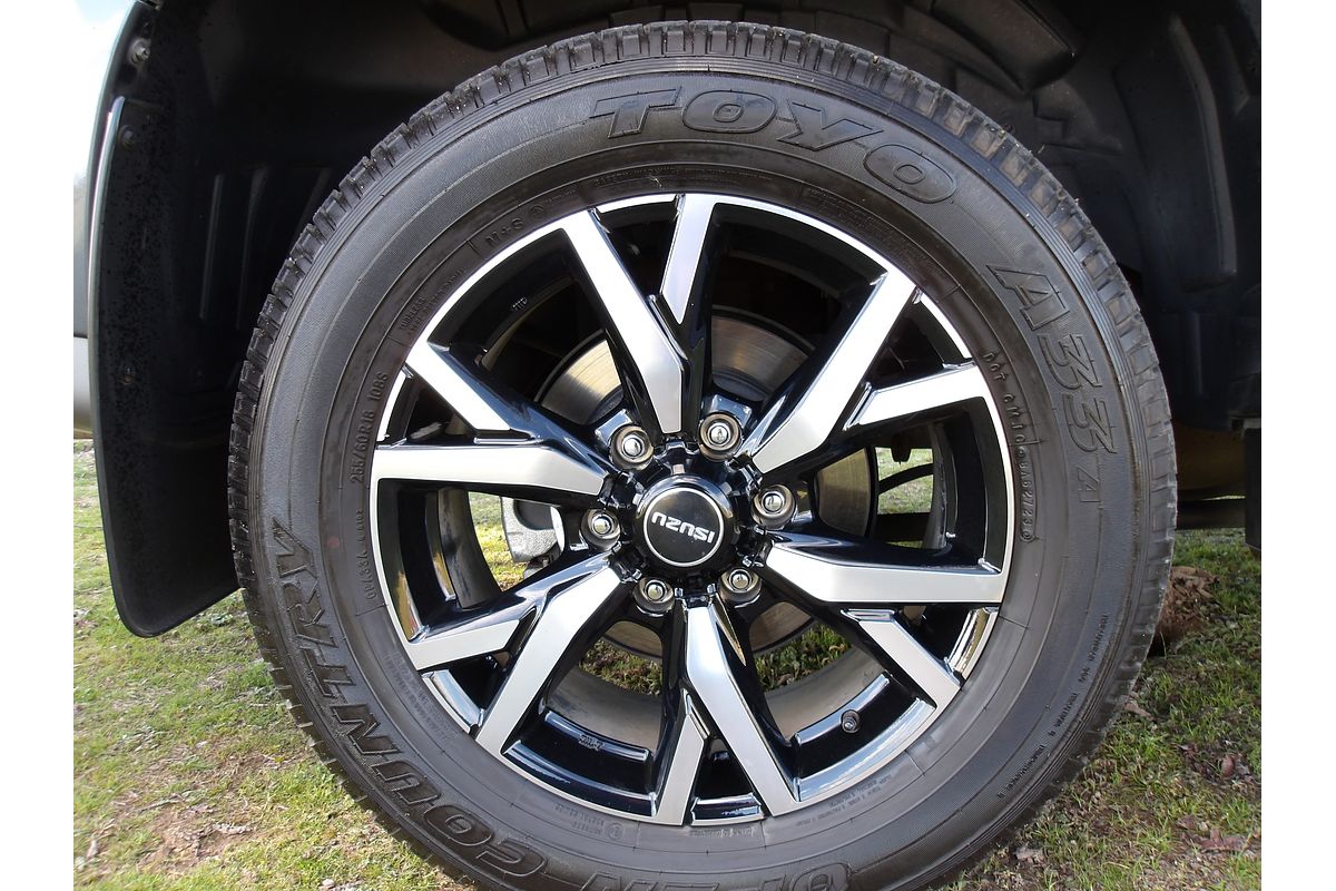 2020 Isuzu MU-X LS-U