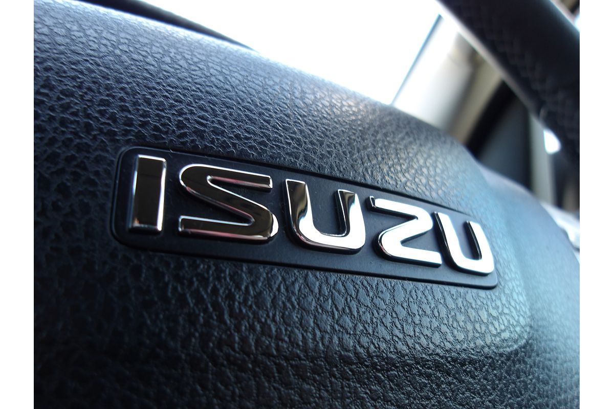 2020 Isuzu MU-X LS-U