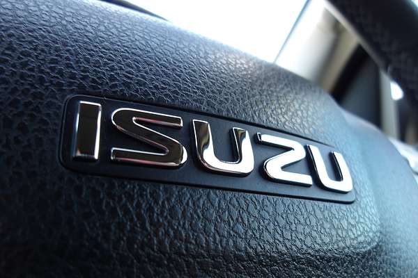 2020 Isuzu MU-X LS-U