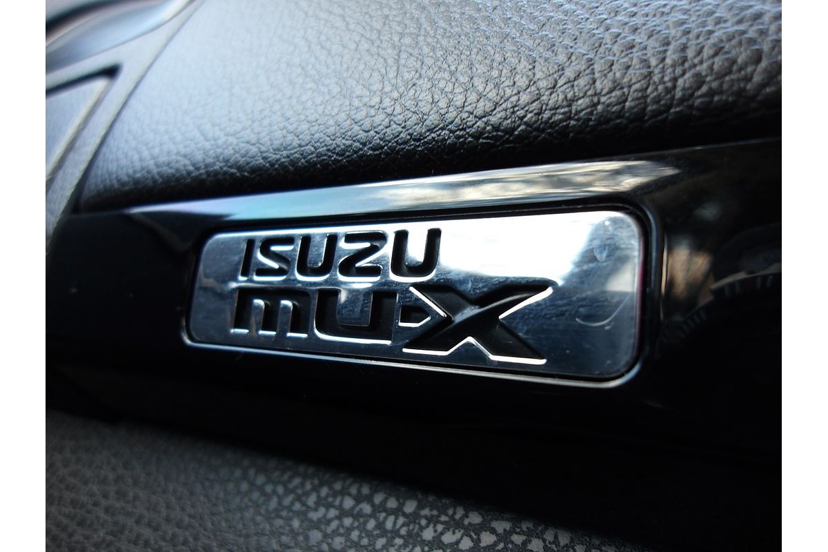 2020 Isuzu MU-X LS-U